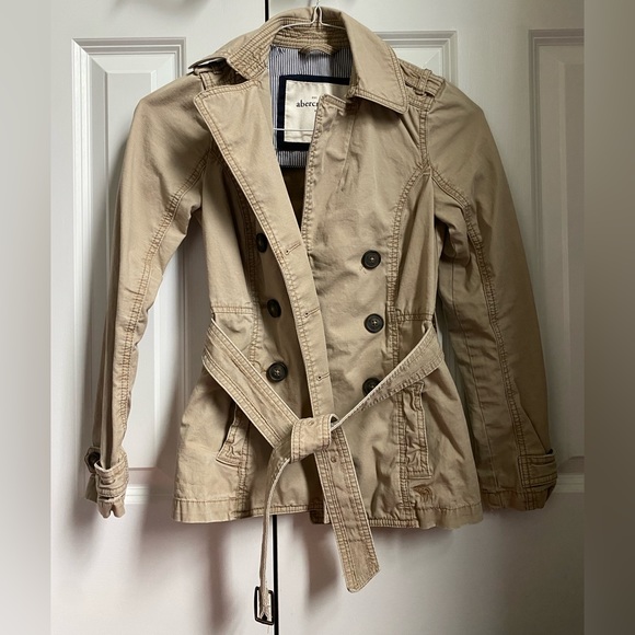 Abercrombie Kids Girls Trench Coat- tan/beige color, size Medium - Picture 1 of 3